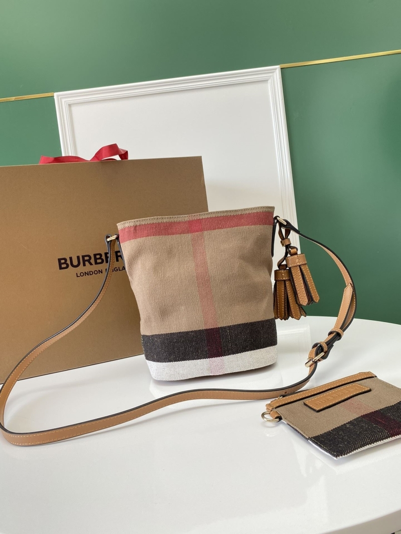 Bv*b*rry hobo bags